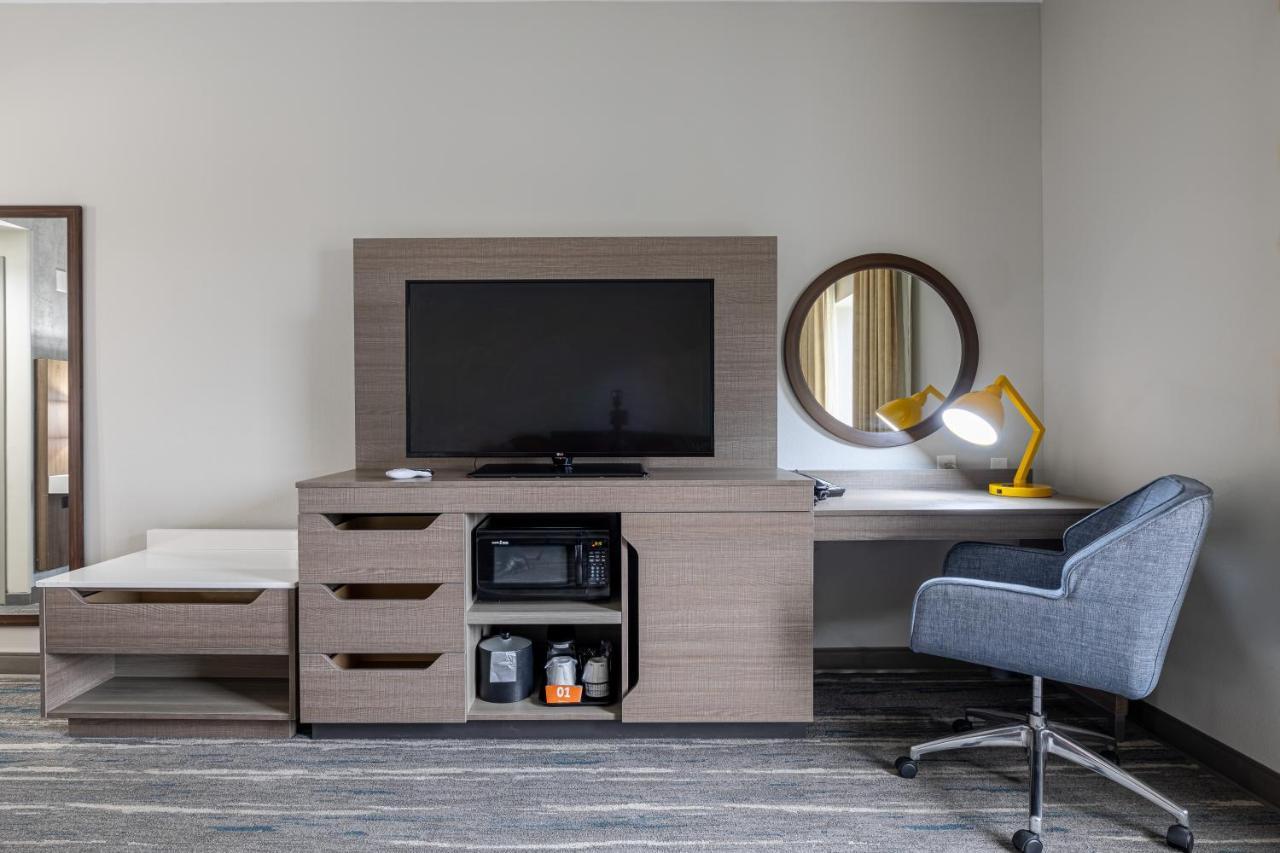 Hampton Inn Knoxville-West At Cedar Bluff Bagian luar foto