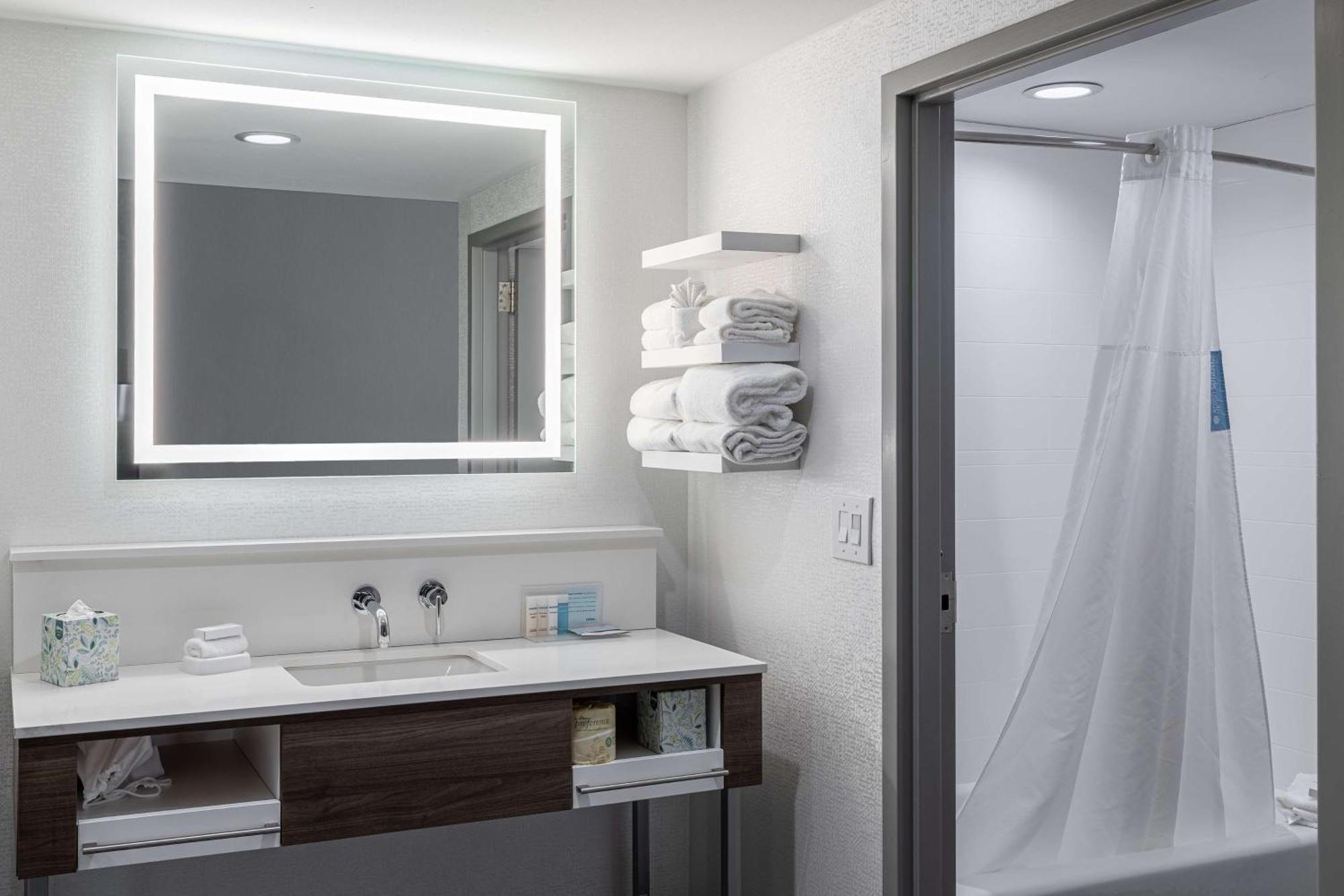 Hampton Inn Knoxville-West At Cedar Bluff Bagian luar foto