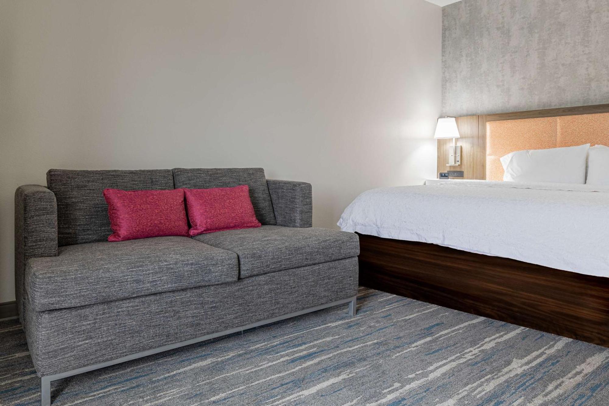Hampton Inn Knoxville-West At Cedar Bluff Bagian luar foto